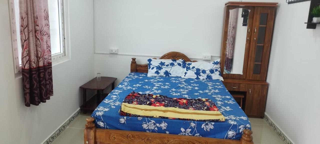 Kavieya Residency Hotel Pūrnānkuppam Exterior foto