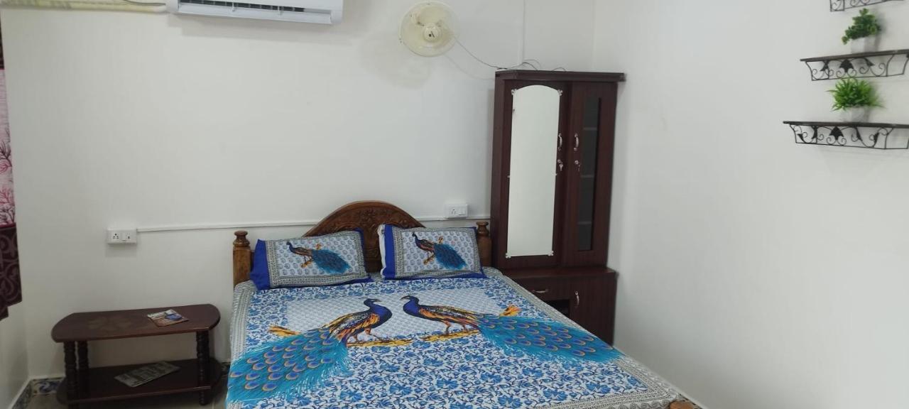 Kavieya Residency Hotel Pūrnānkuppam Exterior foto